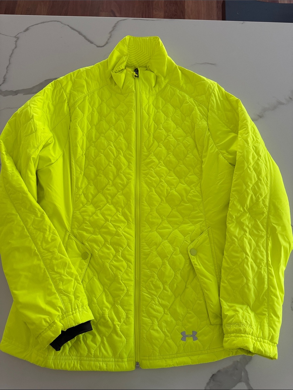 Under Armour Women’s Neon Yellow Quilted Puffer Jacket 💛💛💛